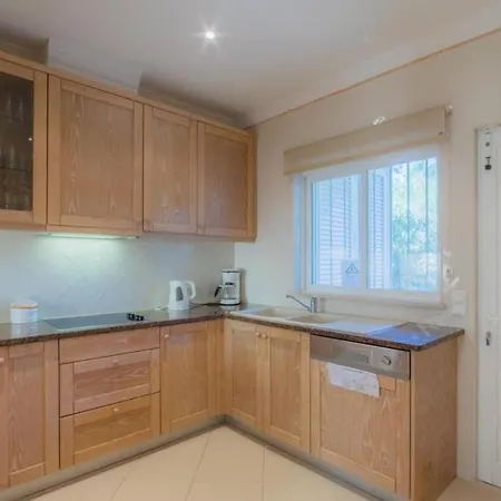 Tulipa - Luxury Golfing